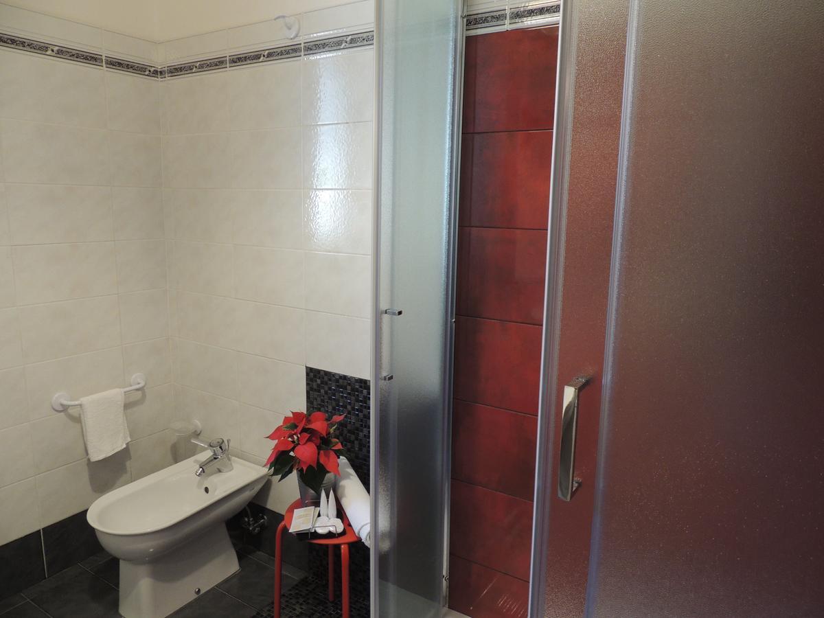 B&B Il Rosso E Il Nero Zafferana Etnea Exterior foto